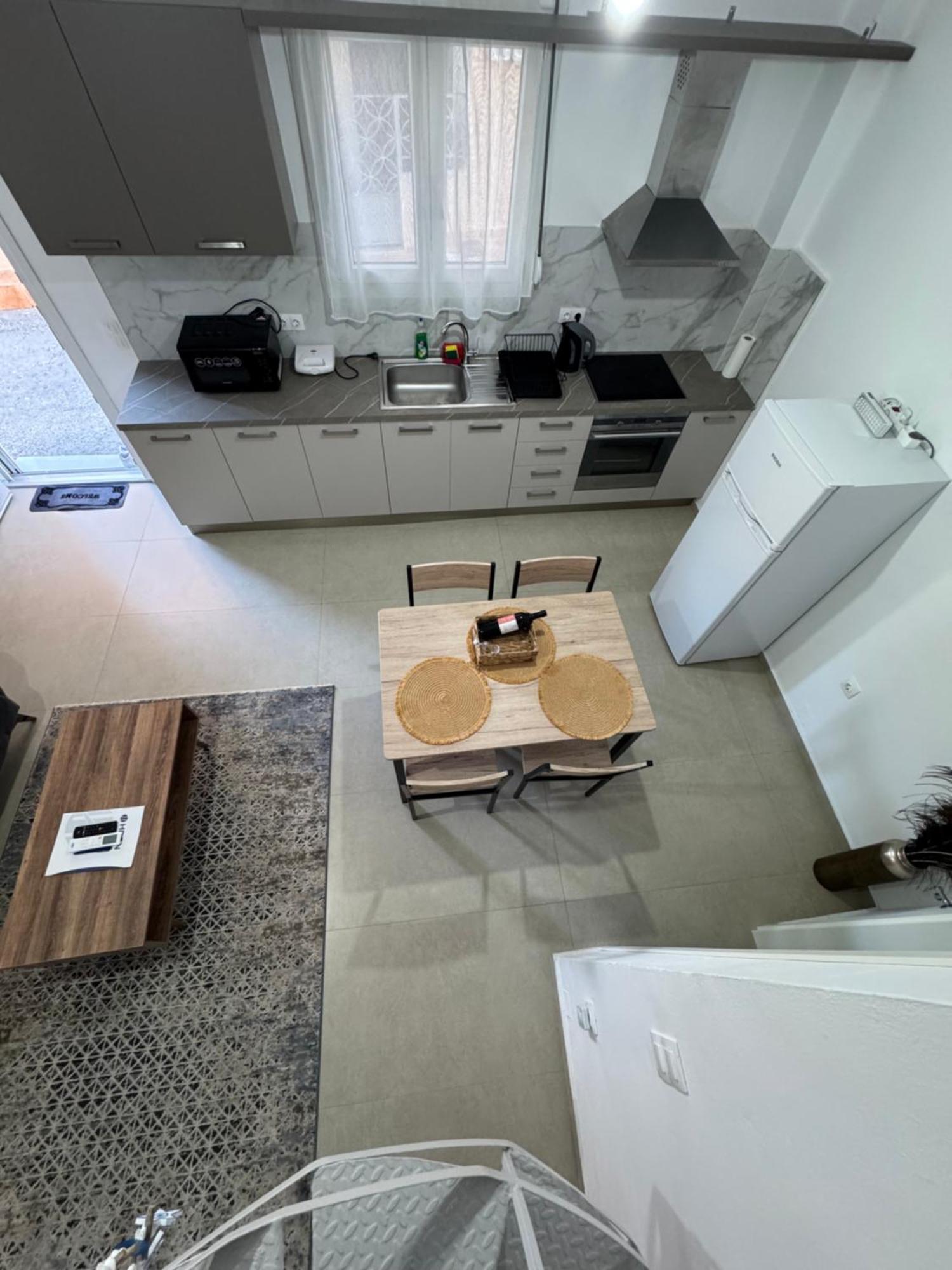 Holiday home Maravel House